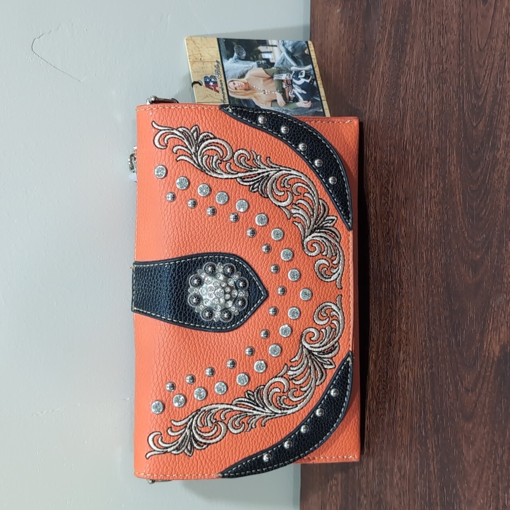 Western wallet a little worn in one spot but everything else is like brand new